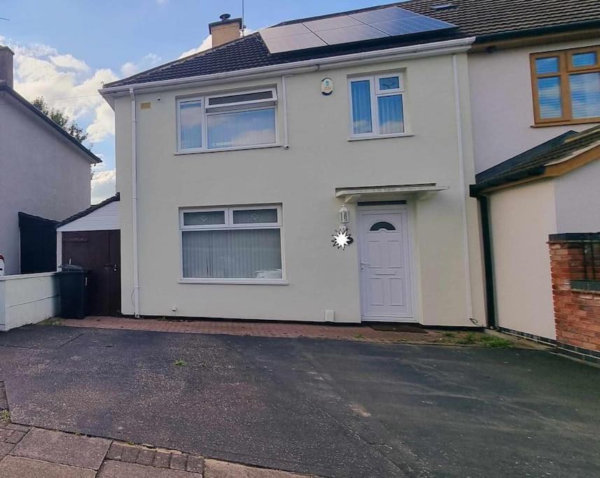 Golden Plush Suites - Beautiful Luxury 3 Bed House In Leicester Bagian luar foto
