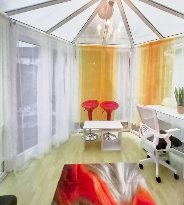 Golden Plush Suites - Beautiful Luxury 3 Bed House In Leicester Bagian luar foto